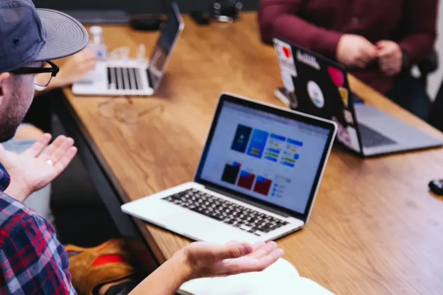 Hvem bestemmer i boligselskapet?